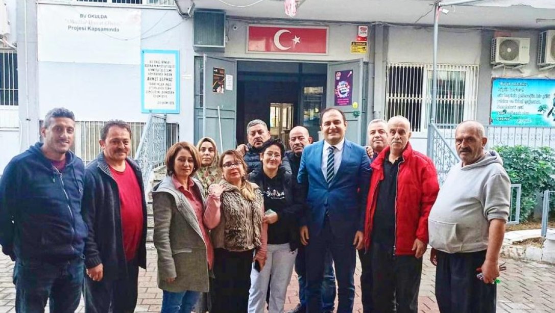 İlçe Milli Eğitim Müdürümüz Sayın Murat ÇELİK; Ahmet Sapmaz Ortaokulu'na ziyarette bulundu.
