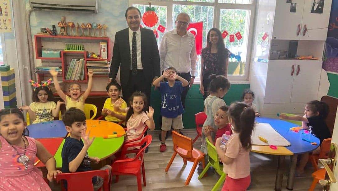  İlçe Milli Eğitim Müdürümüz Sayın Murat ÇELİK ve Şube Müdürümüz Sayın Murat BULUT, eğitimin temel taşlarından biri olan anaokulları ziyaret ettiler.