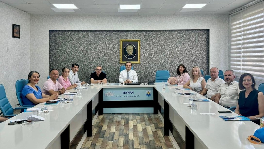 İlçe Milli Eğitim Müdürümüz Sayın Murat ÇELİK; Türkiye Maarif Modeli İstişare Toplantısı'nı Ankara'da yeni maarif modeli eğitimi alan okul müdürlerimiz ile gerçekleştirdi.