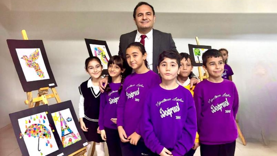 İlçe Milli Eğitim Müdürümüz Sayın Murat ÇELİK, Öğretmen Ayfer Doğruol İlkokulu'nun hazırladığı etkileyici rölyef sanatı sergi açılışına katıldı.
